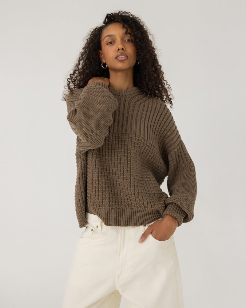 Delčia: Earth Brown Cotton Sweater