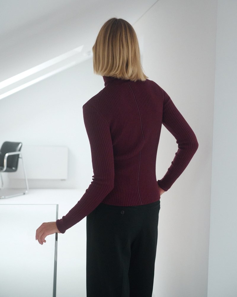 Austėja: Hellebore Merino Wool Turtleneck – The Knotty Ones