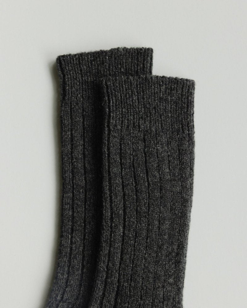 Draugystė: Charcoal Cashmere Socks