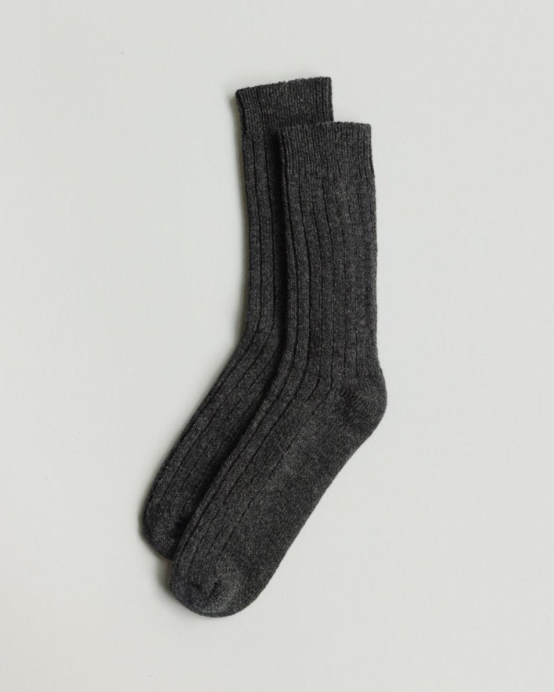 Draugystė: Charcoal Cashmere Socks
