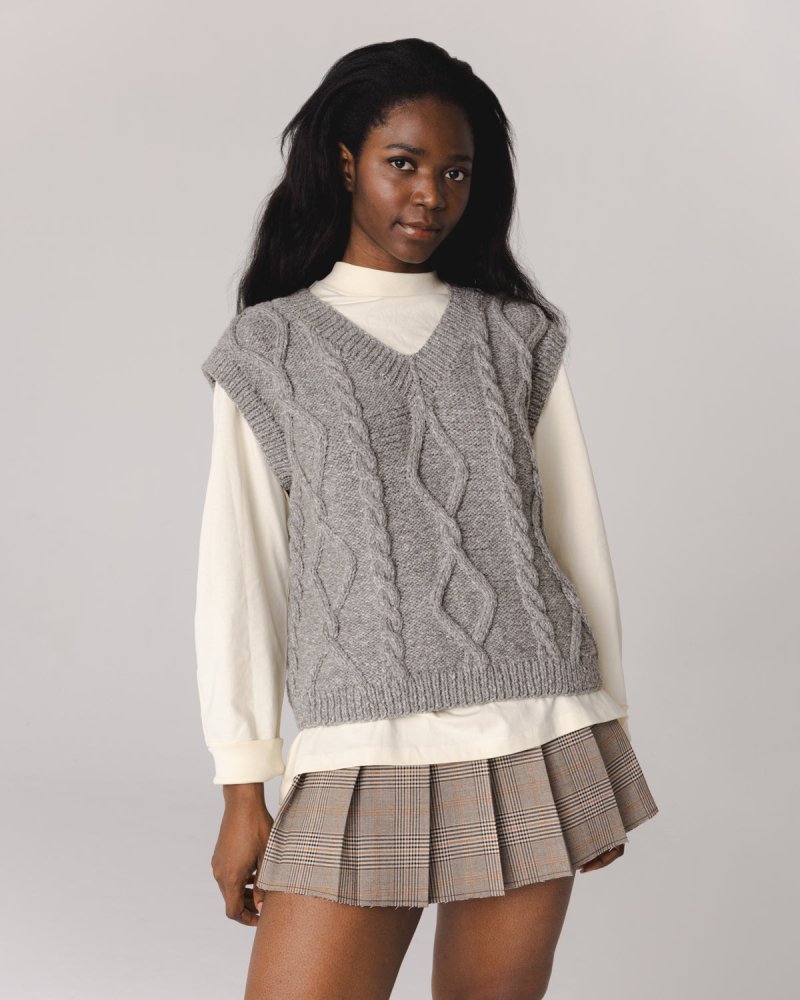 Laimė: Cloud Grey Alpaca Wool & Cotton Vest