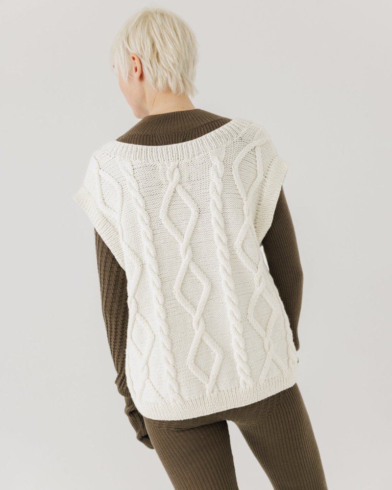 Laimė: Sea Salt Merino Wool Vest