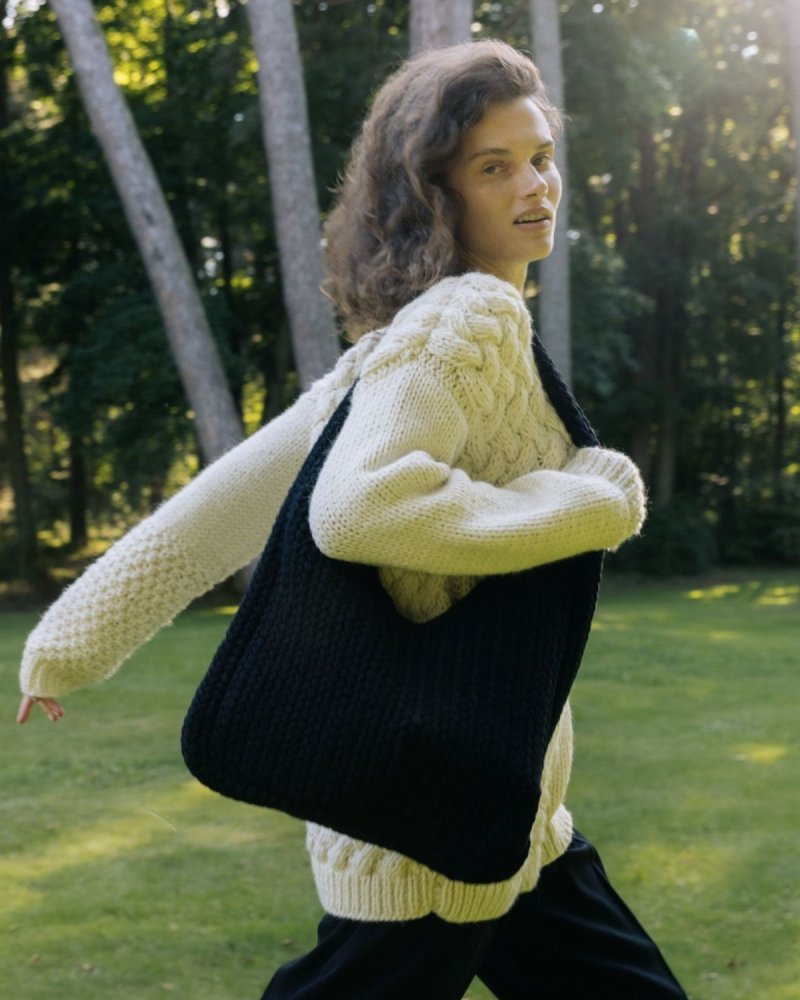 Pintinė: Black Crochet Bag – The Knotty Ones