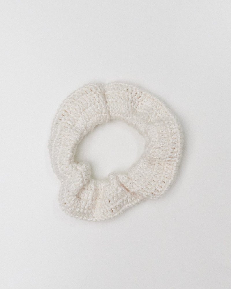 Ramunės: Oat Milk Cotton Scrunchie