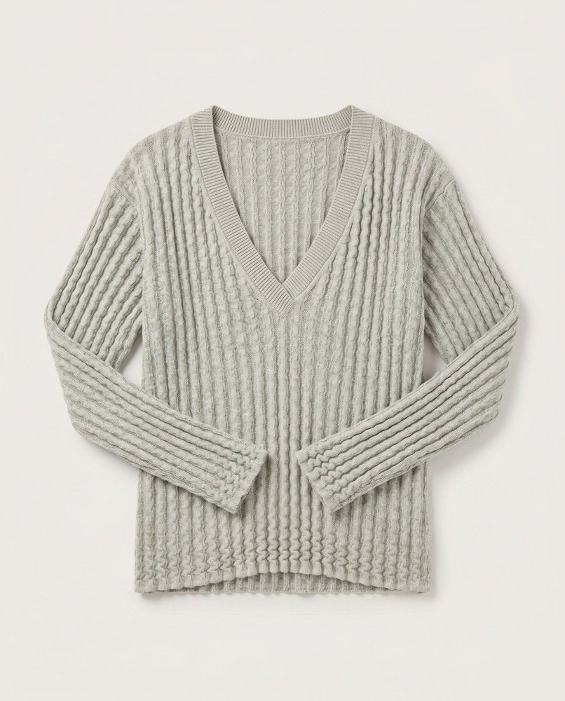 Žemės: Sky Blue V-neck Sweater – The Knotty Ones