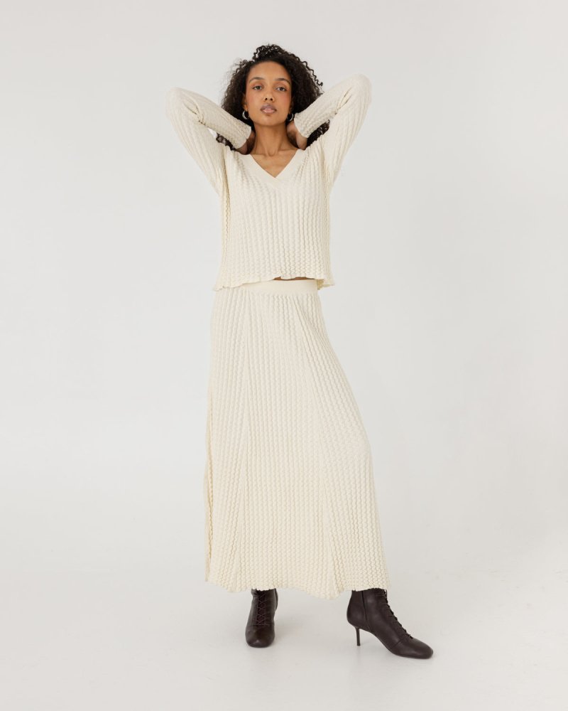 Žemės & Vagos: Sea Salt V - neck Sweater & A - line Skirt Set