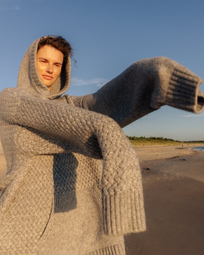 Žilvinas: Fog Grey Merino Wool Hoodie – The Knotty Ones