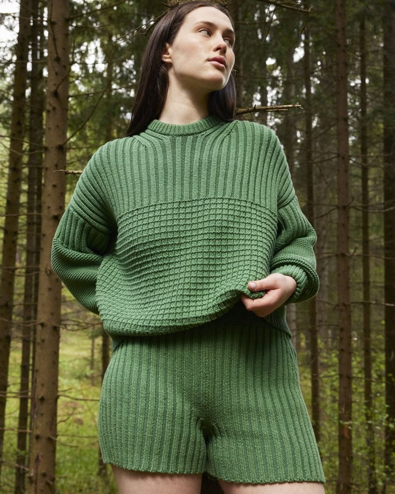 Pilnatis: Fern Green Cotton Shorts – The Knotty Ones
